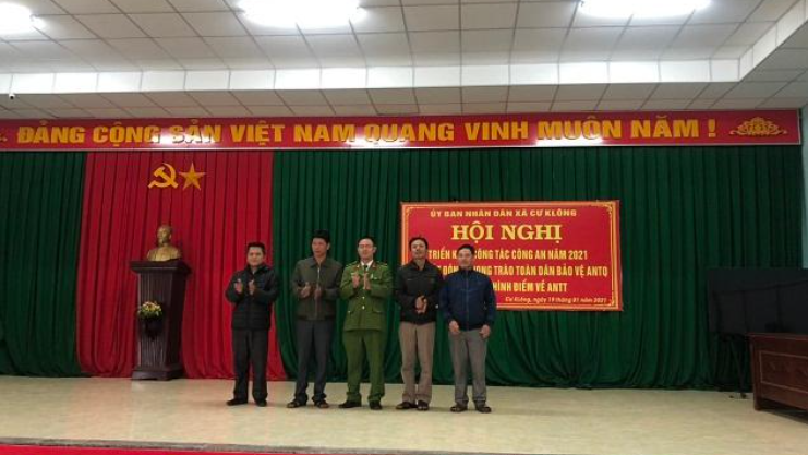 Phát động phong trào toàn dân bảo vệ An ninh Tổ quốc